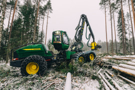 John Deere 1470H harvesters